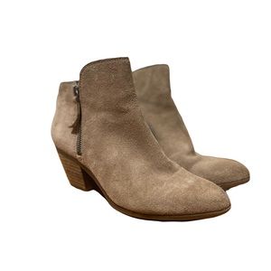 Women's Frye Judith Double Zip Ankle Booties Gray Suede size 6.5
